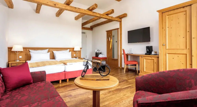 Двухместный номер Deluxe с балконом Hotel im Golfpark Strelasund