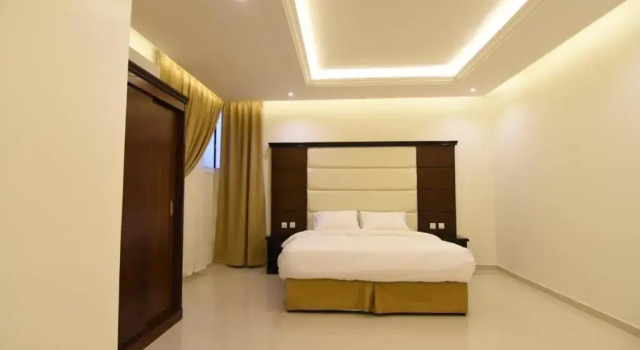 Golden White Hotel