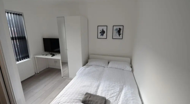 Contemporary Holiday Home in Coventry Near Fargo Village, Varaa Lomakoti Coventry West Midlands
