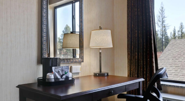 Двухместный номер Standard Martis Valley Lodge, Tapestry Collection by Hilton