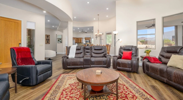 Casa Sonoran 3 Bedroom Home by RedAwning, Varaa Hotelli New River Arizona