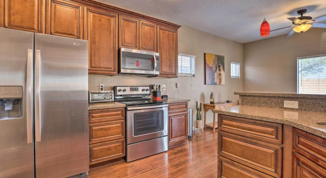 Коттедж Maricopa Home w/ Outdoor Seating, 2 Mi to Golf!
