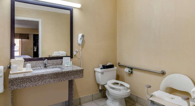 Двухместный номер Standard Quality Inn Hillsville