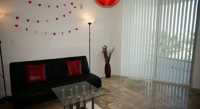 Casablanca on the beach, Забронировать Апартаменты/квартира Апартаменты Miami Metropolitan Area, Апартаменты/квартира