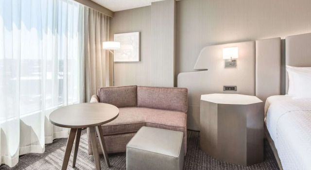 Четырёхместный номер Superior Sonesta Denver Downtown