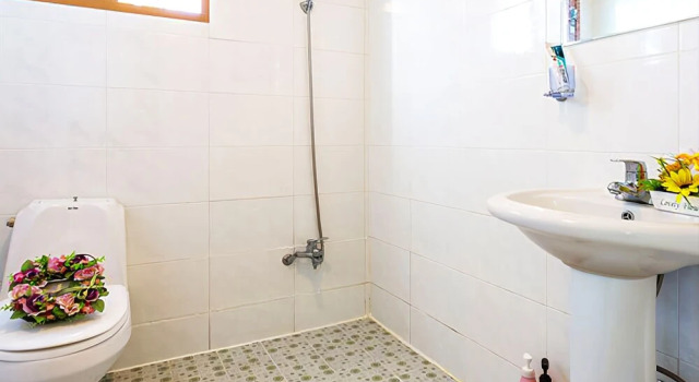 Seogwipo Log Village Pension, Rezervasyon Otel Pyoseon Seogwipo City