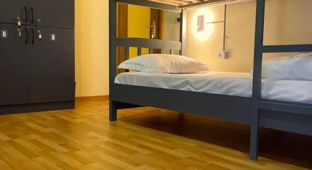 Кровать в общем номере Mandarine hostel