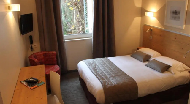 Двухместный номер Standard LOGIS Hôtel & Restaurant - Le Manoir de Gavrelle