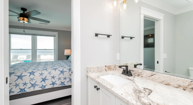 Carolina Dreamin' by Oak Island Accommodations