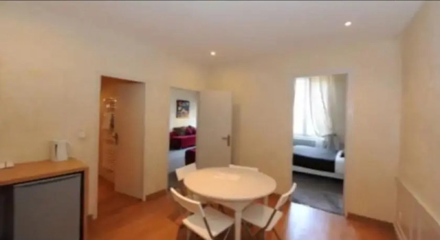 Résidence Hôtel de Bressac, Rezerwuj Hotel Valence Gard