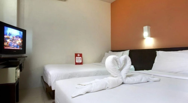 NIDA Rooms Talat Yot Night Market