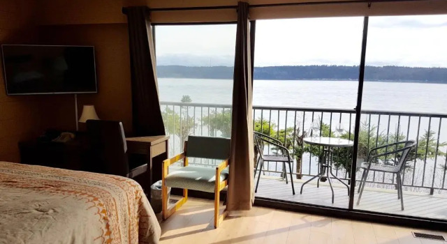 Люкс Above Tide Motel