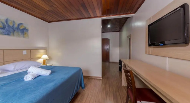 Трёхместный номер Standard Hotel Euro Suite Campos do Jordão