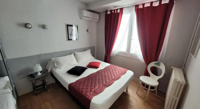 Четырёхместный номер Standard Le Cérétan Hôtel