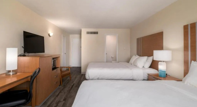 Двухместный номер Standard с балконом Nevada Flats Hotel