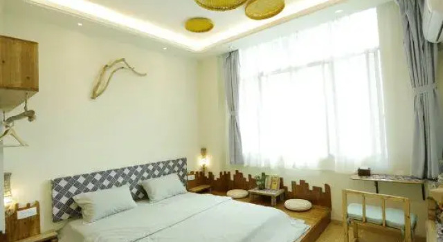 Люкс Warm House Artistic Hot Spring Hostel