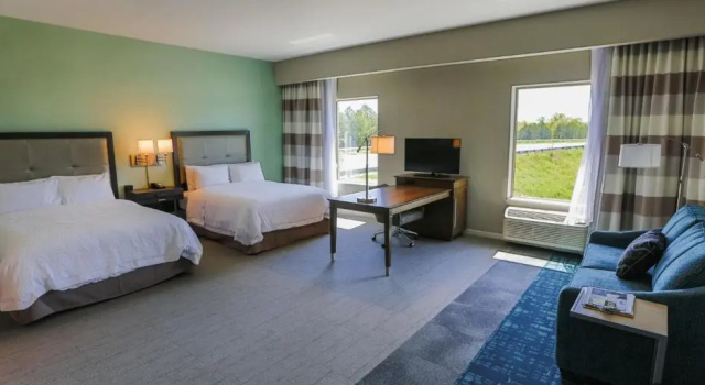 Четырёхместная студия Accessible Hampton Inn & Suites Charlotte/Ballantyne