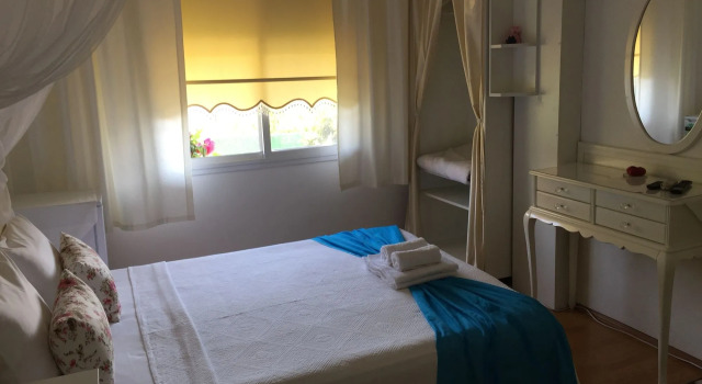 Paris Alaçatı Butik Otel, Забронировать Отель Отели Измира с бассейном, Бассейн