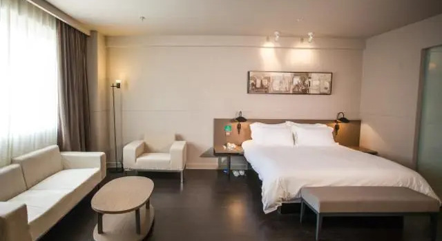 Номер Standard Jinjiang Inn Select Fuding Railway Station