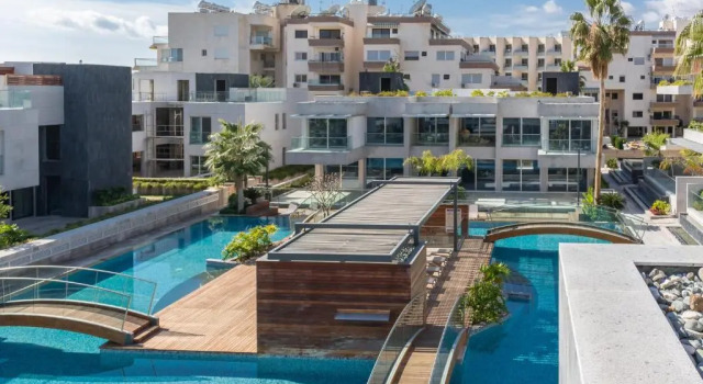 Студия Carmencita Studio B14 with pool & gym