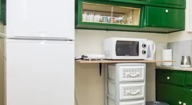 Sunny 1bd Apartment Just 1minute to Acropolis, Забронировать Апартаменты/квартира Неос-Космос Афины, рядом с Холм Филопаппос