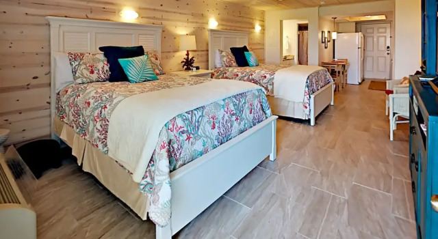 135 Sea Breeze Coastal Chic Cutie - One Bedroom Condo