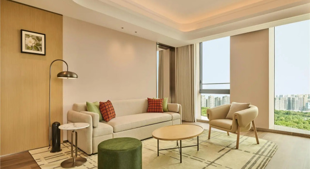 Люкс Deluxe Hilton Garden Inn Chongqing Central Park