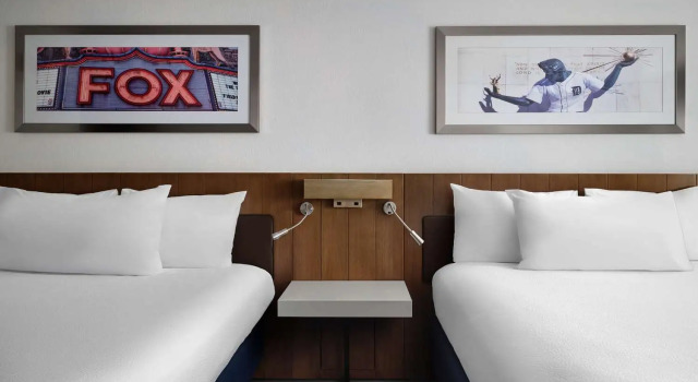 Номер Standard Hilton Garden Inn Detroit Downtown