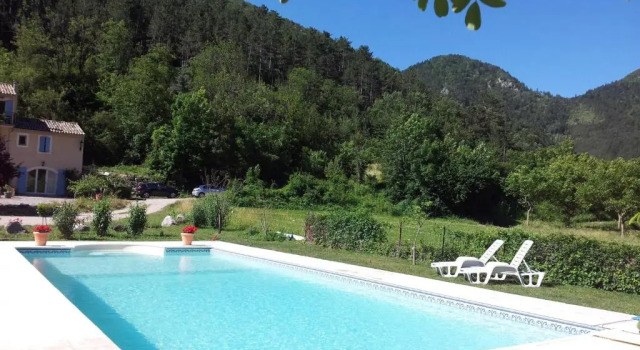 Коттедж c 1 комнатой Domaine La Pique