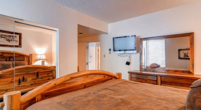 Edelweiss Haus - A Park City Lodging Pro, Забронировать Отель Отели Парк-Сити с бассейном, рядом с Mountain Town Olive Oil, Бассейн