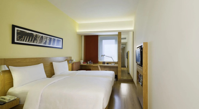 ibis Nashik - An Accor Brand, Забронировать Отель Отели Насик с завтраком, Завтраки