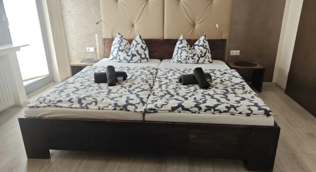 Hotel am Markt Eschweiler, Забронировать Отель Эшвайлер Северный Рейн-Вестфалия, рядом с Eschweiler Talbahnhof