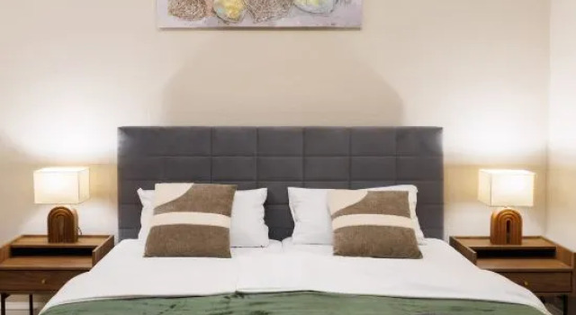 Deluxe Suites near Messe Berlin 8 Guests 2 Bathroom, Prenota Hotel Berlino Germania
