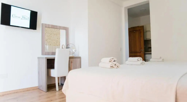 Студия с балконом S APARTMENTS