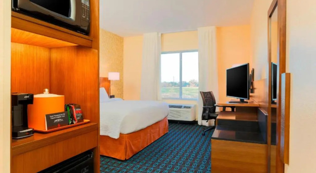 Номер Standard Fairfield Inn & Suites Pleasanton