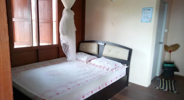 Бунгало Standard с балконом J.B.Hut Bungalows