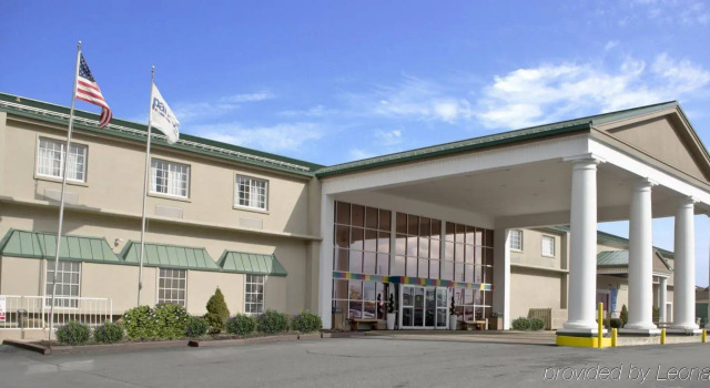 Park Inn by Radisson Harrisburg West