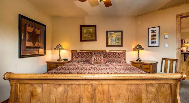 Lodge B 310