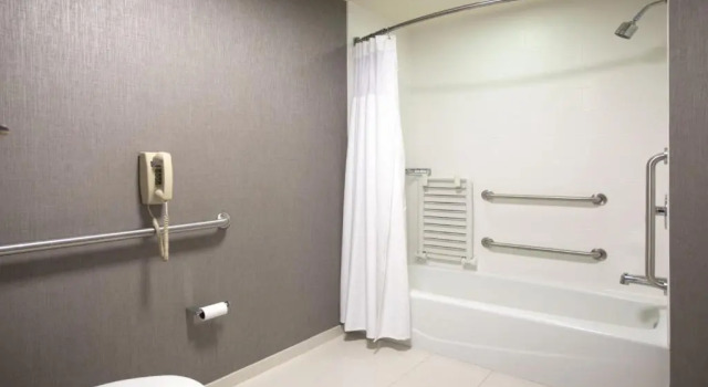 Студия SpringHill Suites by Marriott Savannah Airport