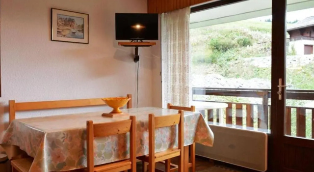 Appartement cosy au pied des pistes - 4 pers, parking - FR-1-241-168, Забронировать Апартаменты/квартира Ле-Гран-Борнан Лыжный курорт на озере Анси