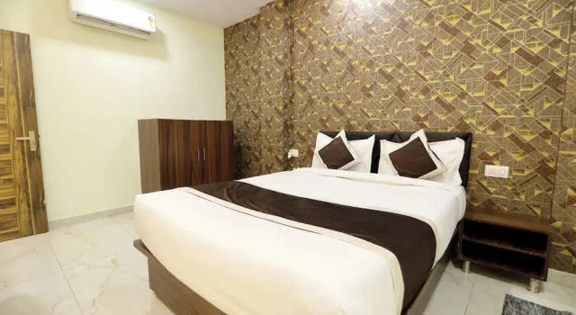Номер Deluxe Shree Krishna Inn