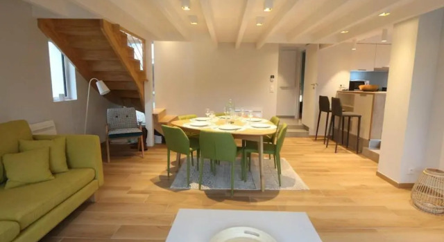 Maison Quimper, 3 pièces, 4 personnes - FR-1-481-92, Забронировать Отель Отели Finistère с парковкой, Парковка