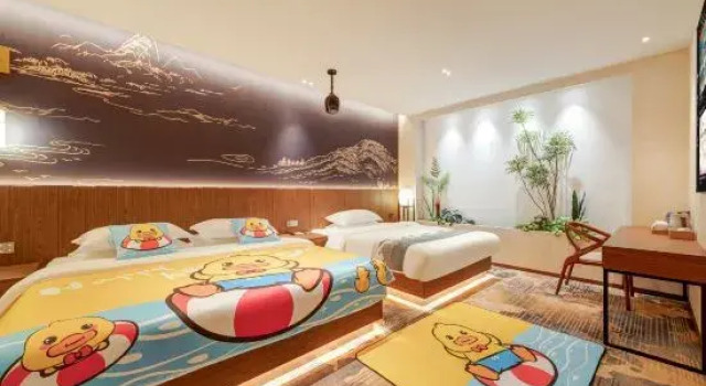 Семейный тент Floral Hotel·Yinshi·Yi Chang'an Hotel (Xi'an Zhonggulou Sajinqiao Subway Station)