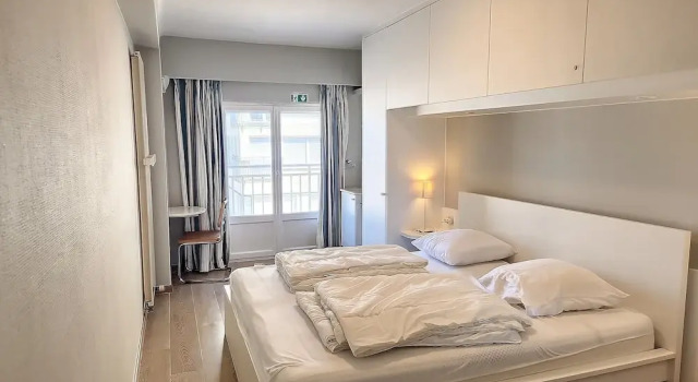 Апартаменты Apartment Albertstrand With Stunning Seafront View