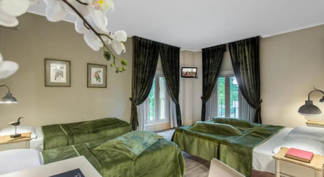 Четырёхместный номер Hotel Del Borgo