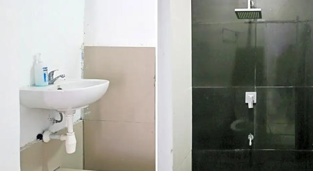 Номер Deluxe OYO 90221 Makarim Guest House Syariah