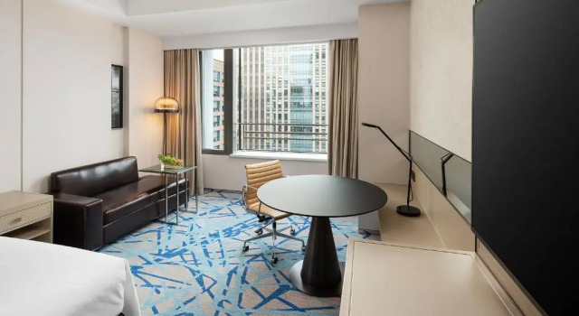 Двухместный номер Renaissance Shanghai Caohejing Hotel