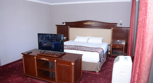 Люкс White House Hotel
