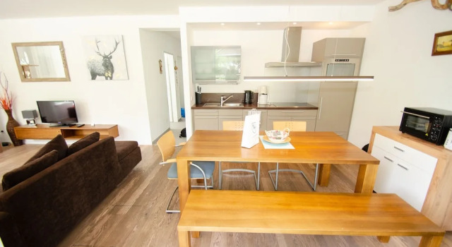 Апартаменты Finest Apartment Glacier View