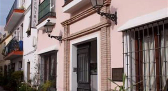 Hotel Central Boutique, Забронировать Отель Отели Марбелья с парковкой, рядом с Марина Ла Бахадилья, Парковка